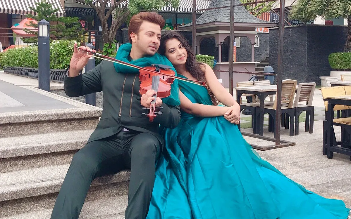 ‘একটু প্রেম দরকার’ বদলে রাখা হলো ‘ক্রিমিনাল’
