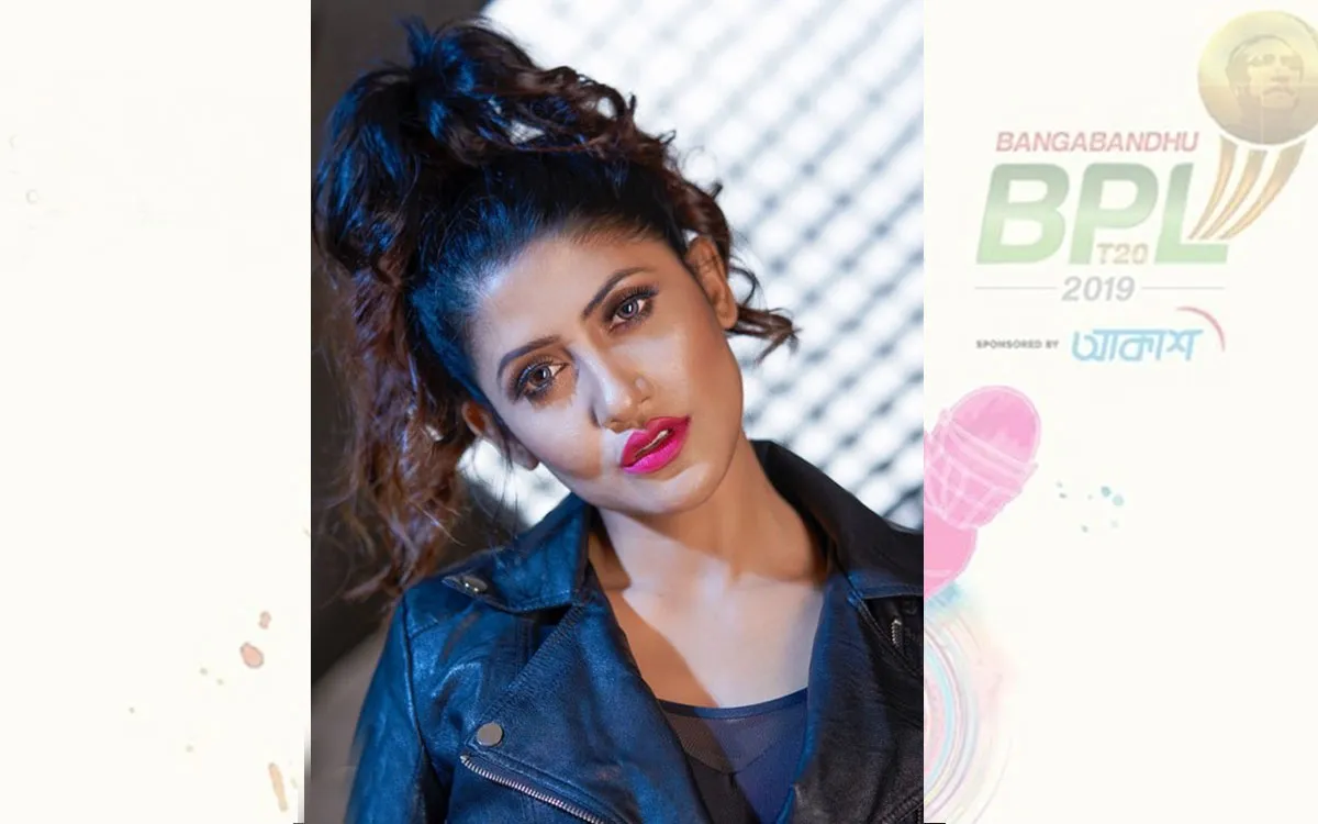 এবারও বিপিএল উপস্থাপনায় শ্রাবণ্য তৌহিদা