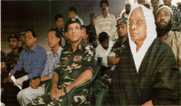 শহীদমাতা সালেমা বেগমের স্মৃতিকথা অনুষ্ঠানে উপস্থিত নেতৃবৃন্দ. Channel i News - চ্যানেল আই নিউজ