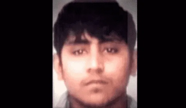 নির্ভয়া ধর্ষণ মামলার আসামির ছবি, পিটিশন খারিজের পর. Channel i News - চ্যানেল আই নিউজ
