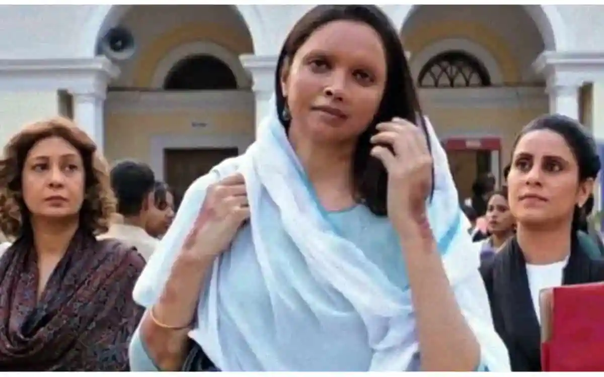 দীপিকা অভিনয়শিল্পী, দর্শকদের প্রশংসা, ভারতীয় সিনেমা, বলিউড তারকা. Channel i News - চ্যানেল আই নিউজ