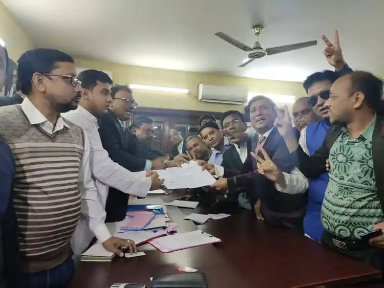 আ.লীগের মনোনয়ন ফরম সংগ্রহের জন্য দলীয় নেতাকর্মীদের সমাবেশ. Channel i News - চ্যানেল আই নিউজ