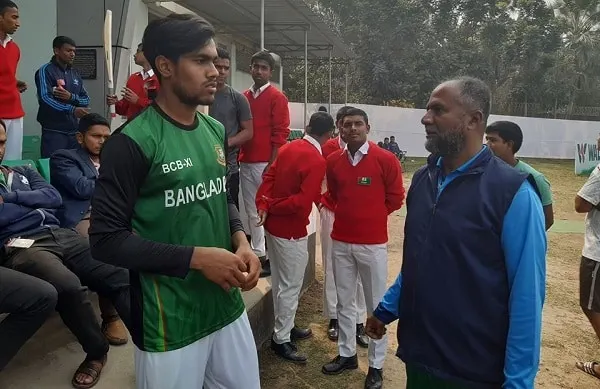 বাংলাদেশ ক্রিকেটার ও কোচের মধ্যে গুরুত্বপূর্ণ আলোচনা চলছে. Channel i News - চ্যানেল আই নিউজ