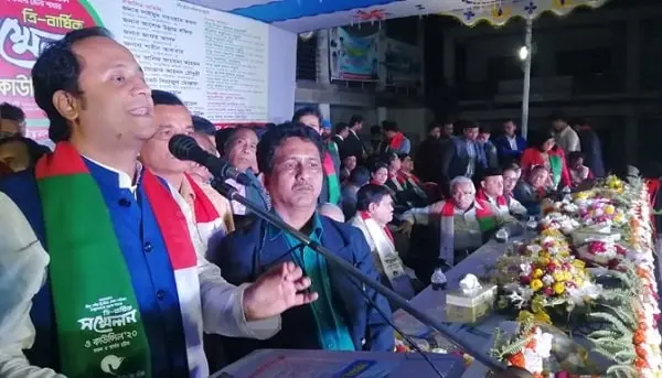 বাংলাদেশের রাজনীতিবিদরা এক অনুষ্ঠানে ভাষণ দিচ্ছেন. Channel i News - চ্যানেল আই নিউজ
