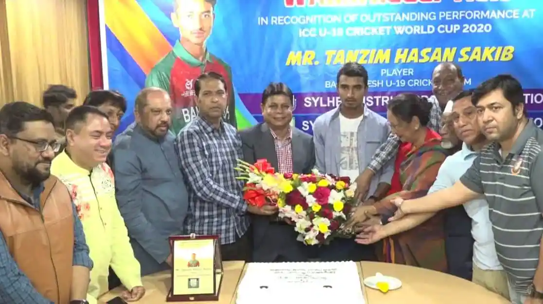সিলেটে ক্রিকেটার তানজিম হাসান সাকিবের সংবর্ধনা অনুষ্ঠান. Channel i News - চ্যানেল আই নিউজ