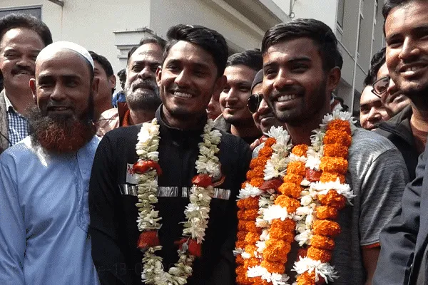 হৃদয়-তামিমের শুভেচ্ছা স্বাগত, বাংলাদেশ ক্রিকেটাররা উপস্থিত. Channel i News - চ্যানেল আই নিউজ