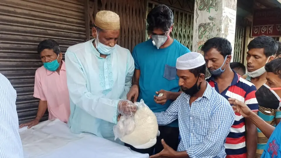 করোনা সংকটে কর্মহীন গরীবের পাশে আজাহার শফিক ফাউন্ডেশন
