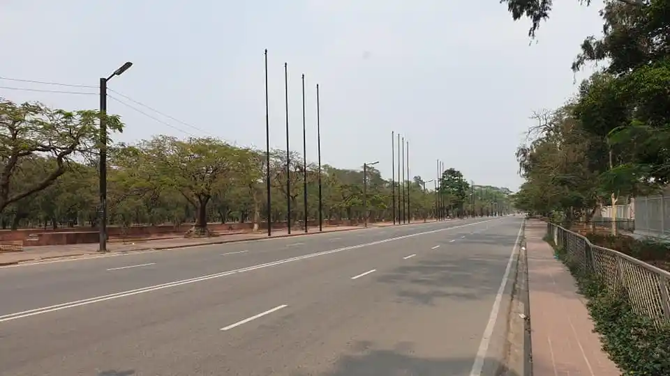 ঢাকা শহরের খালি রাস্তা, করোনার কারণে জনজীবন স্তব্ধ. Channel i News - চ্যানেল আই নিউজ