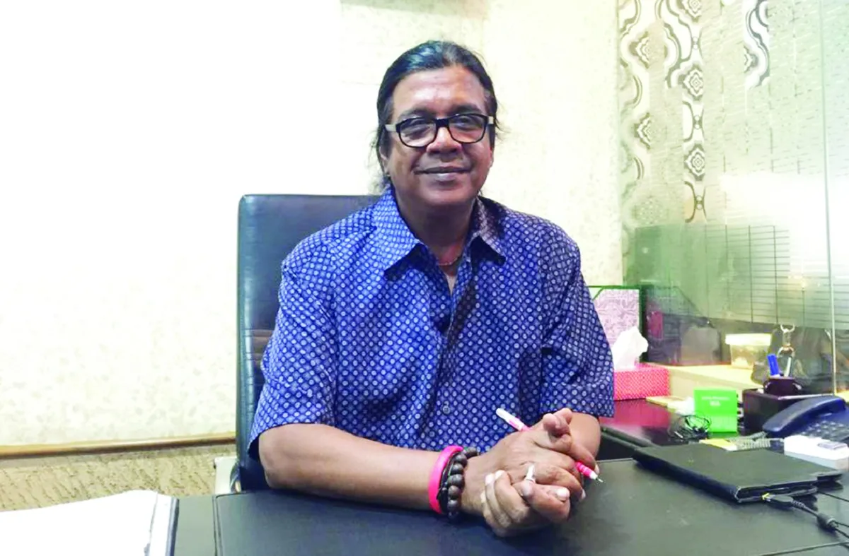 বামবা ছাড়লেন শিল্পী মাকসুদ