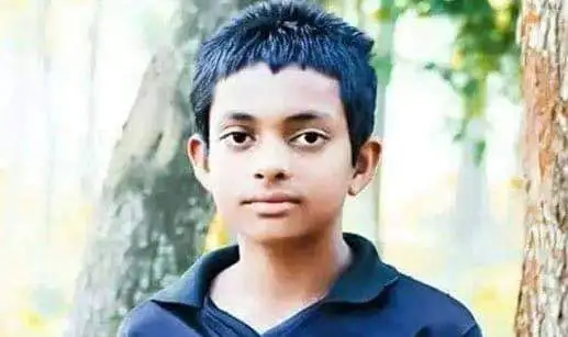 মোটরসাইকেলের নিয়ন্ত্রণ হারিয়ে স্কুল শিক্ষার্থী নিহত