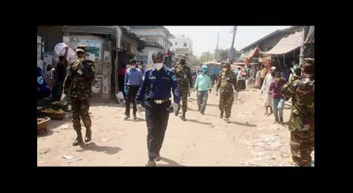 টাঙ্গাইলের প্রবেশ পথ বন্ধের কারণে জনসাধারণের চলাচল বন্ধ।. Channel i News - চ্যানেল আই নিউজ