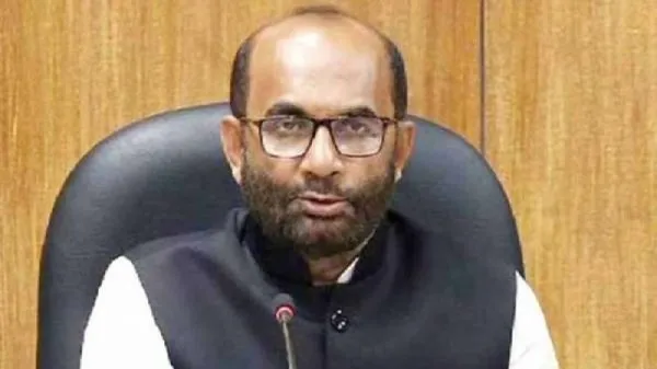 মাছ, মাংস ও ডিম খাওয়া করোনার ঝুঁকিমুক্ত: প্রাণিসম্পদ মন্ত্রী