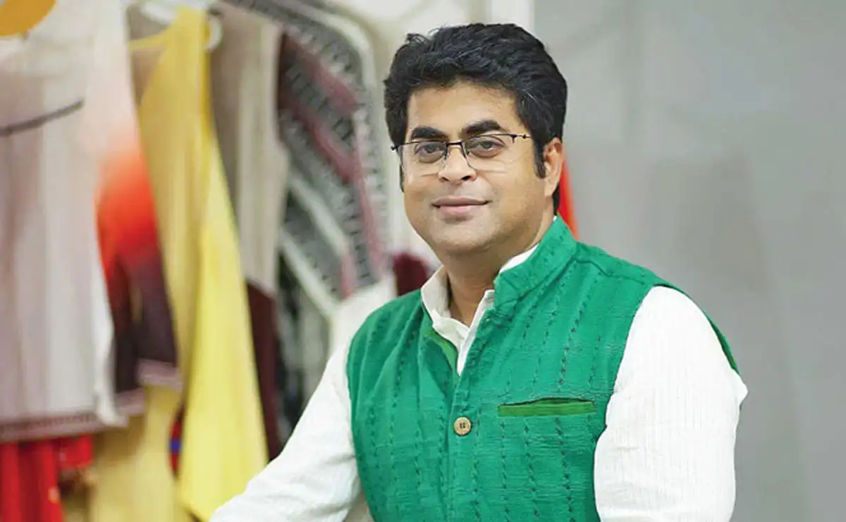 বিপ্লব সাহা ফ্যাশন ইন্ডাস্ট্রির জন্য গুরুত্বপূর্ণ মুখ. Channel i News - চ্যানেল আই নিউজ