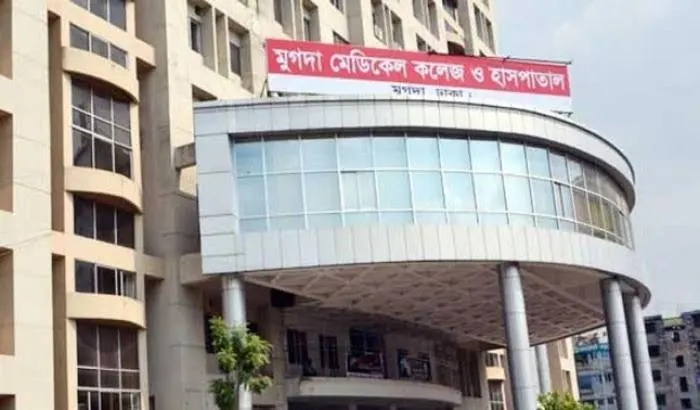 করোনাকালে হাসপাতালে ডিউটি এবং একজন চিকিৎসকের গল্প
