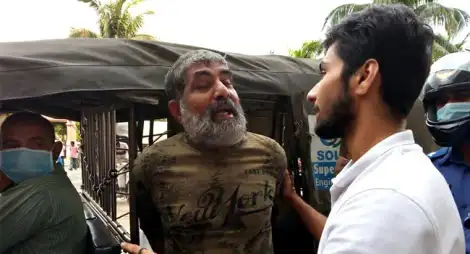 নিখোঁজ সাংবাদিকের সঙ্গে তার পুত্রের সাক্ষাতের মুহূর্ত. Channel i News - চ্যানেল আই নিউজ
