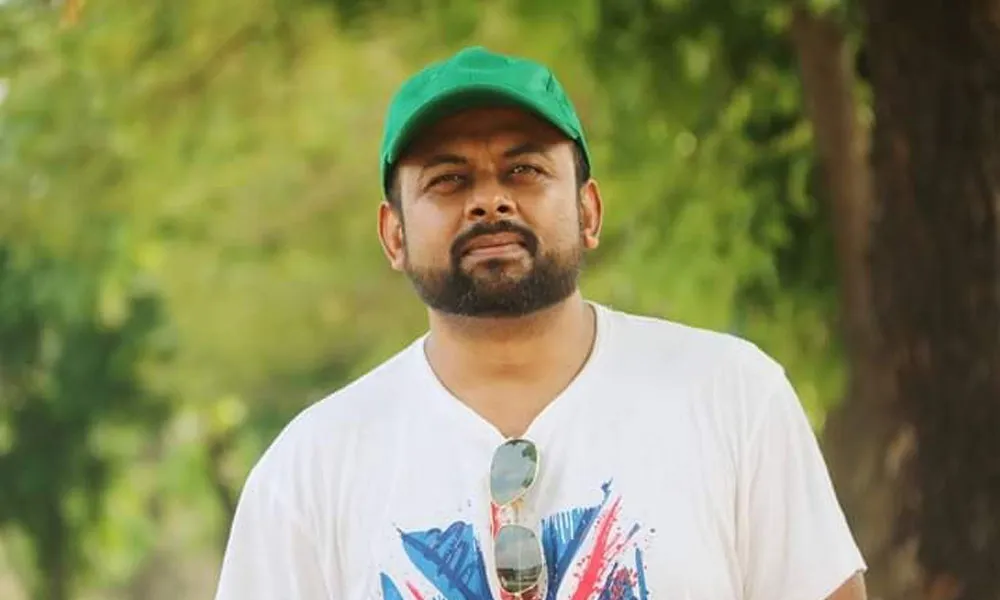 অভিনেতা পিয়াল নিজে করোনায় আক্রান্ত, ছবি তোলা সময়. Channel i News - চ্যানেল আই নিউজ