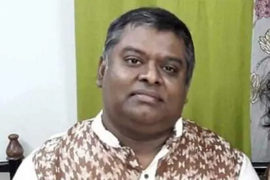 শিশু রোগ বিশেষজ্ঞ ডা. আসাদুজ্জামানের ছবি, করোনাভাইরাসে মৃত্যুর শোক প্রকাশ. Channel i News - চ্যানেল আই নিউজ