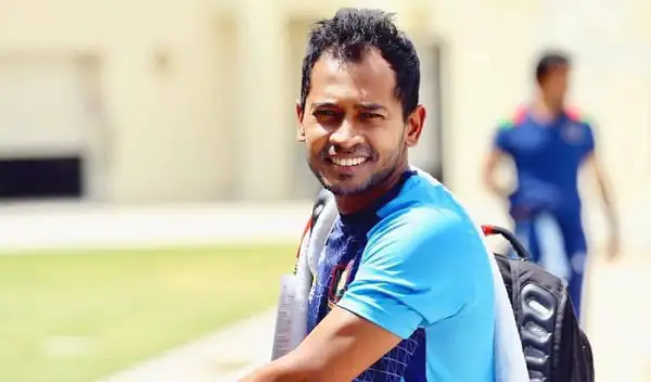 বাংলাদেশ ক্রিকেটার মুশফিকুর রহিম মাঠে প্রস্তুত. Channel i News - চ্যানেল আই নিউজ
