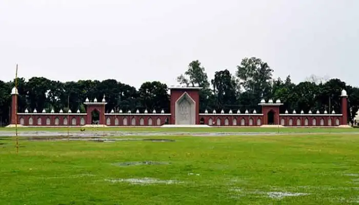 শোলাকিয়া ঈদুল আযহার জামাতের জন্য প্রস্তুত মাঠ. Channel i News - চ্যানেল আই নিউজ