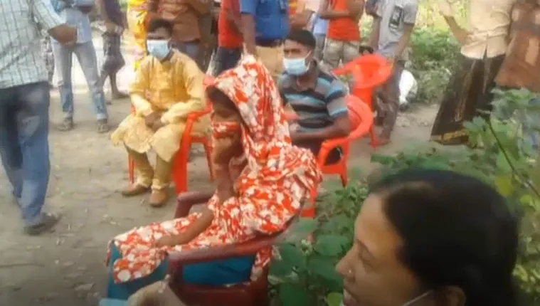 বাল্যবিবাহের দায়ে বর-কনে পরিবারের দুইজনের জেল ও জরিমানা. Channel i News - চ্যানেল আই নিউজ