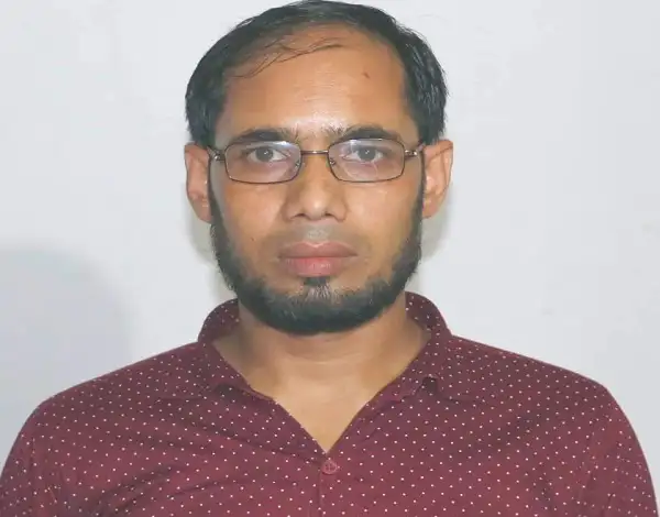 প্রার্থী রেজাউল করিমের ছবি, প্যানেল ও পোশাক পরিহিত. Channel i News - চ্যানেল আই নিউজ