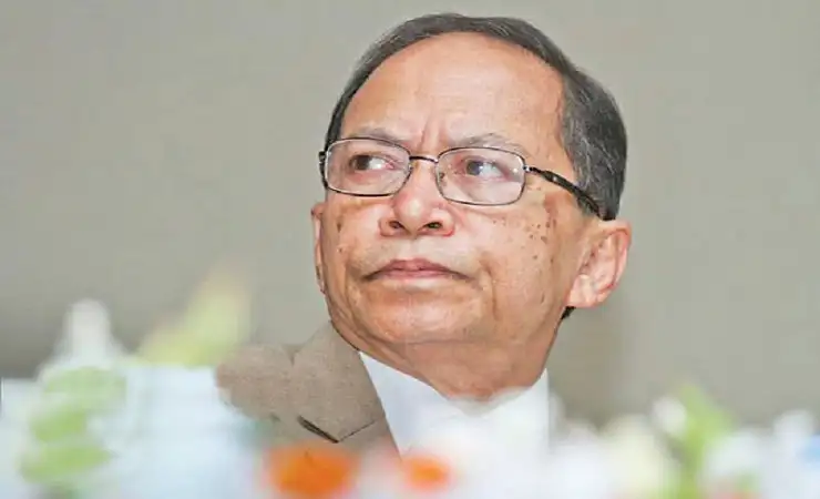 প্রধান বিচারপতি সিনহাসহ ১১ জনের বিচার প্রক্রিয়া চলছে. Channel i News - চ্যানেল আই নিউজ