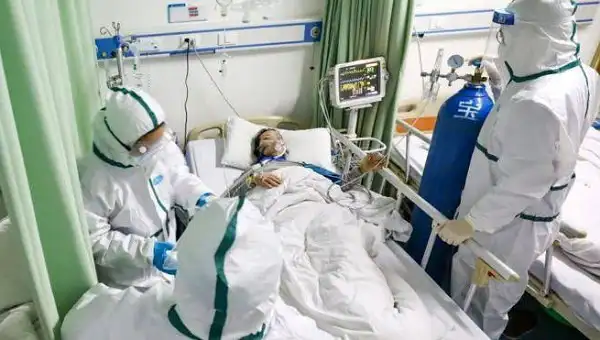 করোনাভাইরাস রোগীর জন্য আইসিইউ সেবা প্রদান করছে চিকিৎসকরা. Channel i News - চ্যানেল আই নিউজ