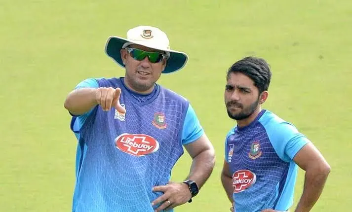 বাংলাদেশ ক্রিকেট কোচের অপেক্ষায় দুই কোচ ও খেলোয়াড়. Channel i News - চ্যানেল আই নিউজ
