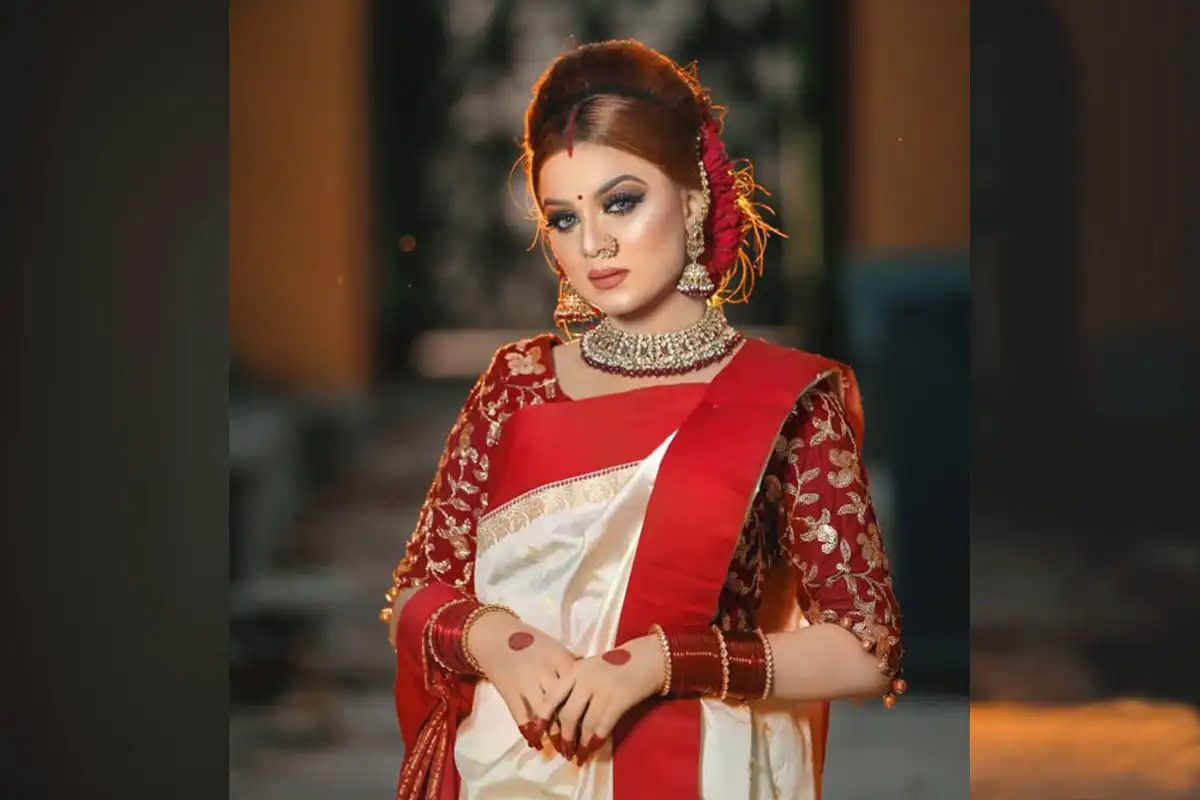 বাংলা নারীর ঐতিহ্যবাহী শাড়ি ও গয়না, চ্যানেল আই অনলাইন. Channel i News - চ্যানেল আই নিউজ