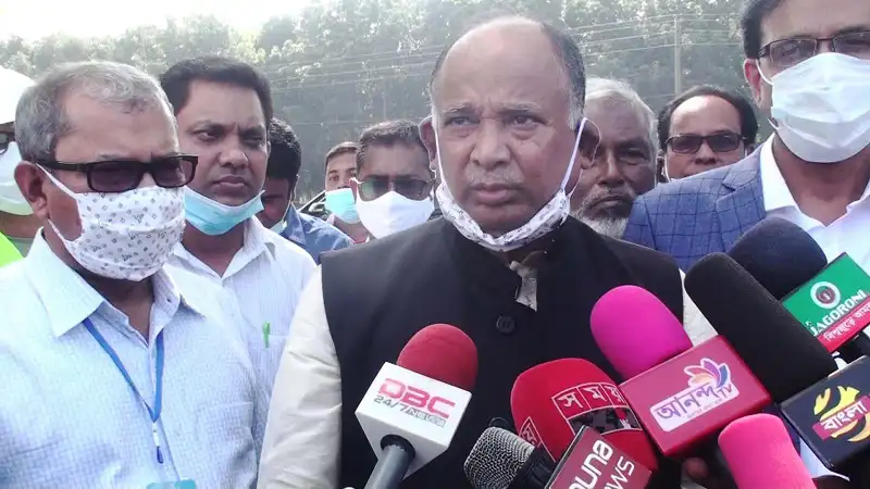 প্রধান অতিথি ও সাংবাদিকরা বঙ্গবন্ধু রেল সেতুর ভিত্তি প্রস্তর স্থাপন অনুষ্ঠানে উপস্থিত. Channel i News - চ্যানেল আই নিউজ