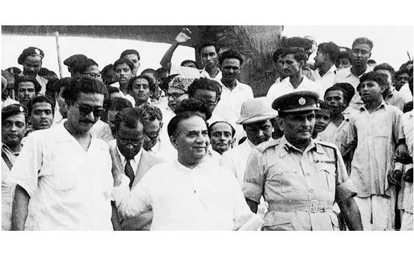 বঙ্গবন্ধু শেখ মুজিবুর রহমান জনসমাবেশে উপস্থিত. Channel i News - চ্যানেল আই নিউজ