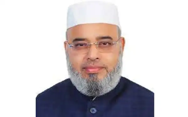 বাংলাদেশের একজন রাজনীতিবিদ, পাগড়ি পরিহিত, গগনচুম্বী হাসি।. Channel i News - চ্যানেল আই নিউজ