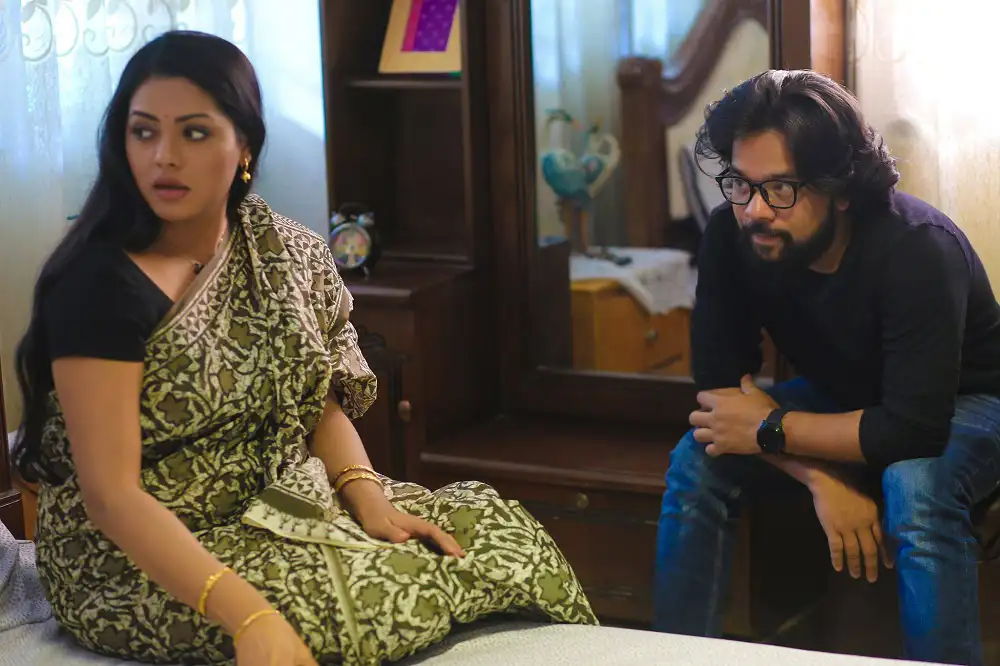 দুজনের মধ্যে কথোপকথন, এক 'ইন্ট্রোভার্ট কাপল' গল্পের নাটক. Channel i News - চ্যানেল আই নিউজ