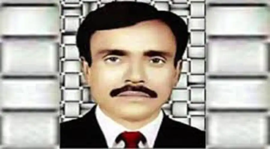 আসামির ব্যক্তিগত ছবি, আদালত প্রাঙ্গণে উপস্থিত. Channel i News - চ্যানেল আই নিউজ