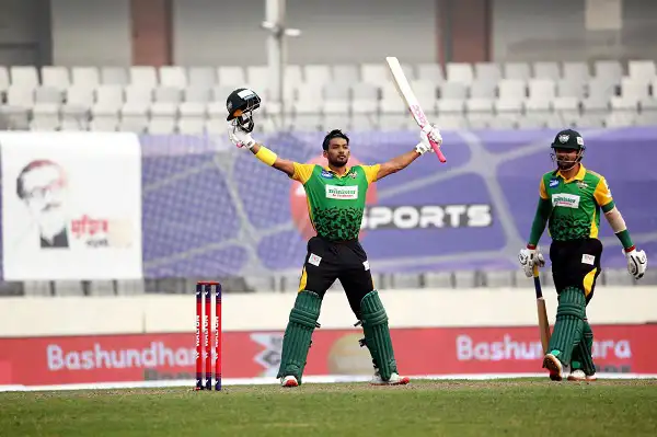 বাংলাদেশ ক্রিকেটার রাব্বির হ্যাটট্রিক উদযাপন, শান্তর সেঞ্চুরির ম্যাচে. Channel i News - চ্যানেল আই নিউজ