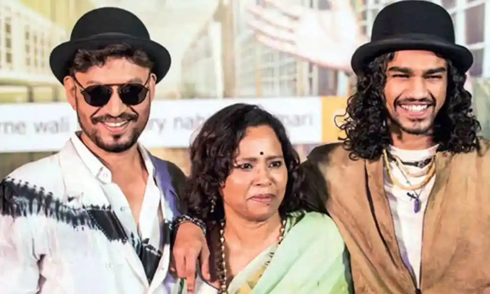 ইরফান খানের পুত্রের বলিউডে অভিষেকের অপেক্ষায় ছবি. Channel i News - চ্যানেল আই নিউজ