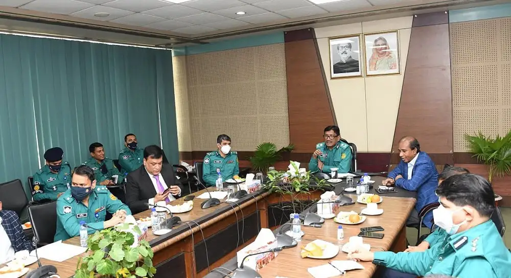 বাংলাদেশ পুলিশের কর্মকর্তাদের বৈঠক, আলোচনা ও পরিকল্পনা. Channel i News - চ্যানেল আই নিউজ