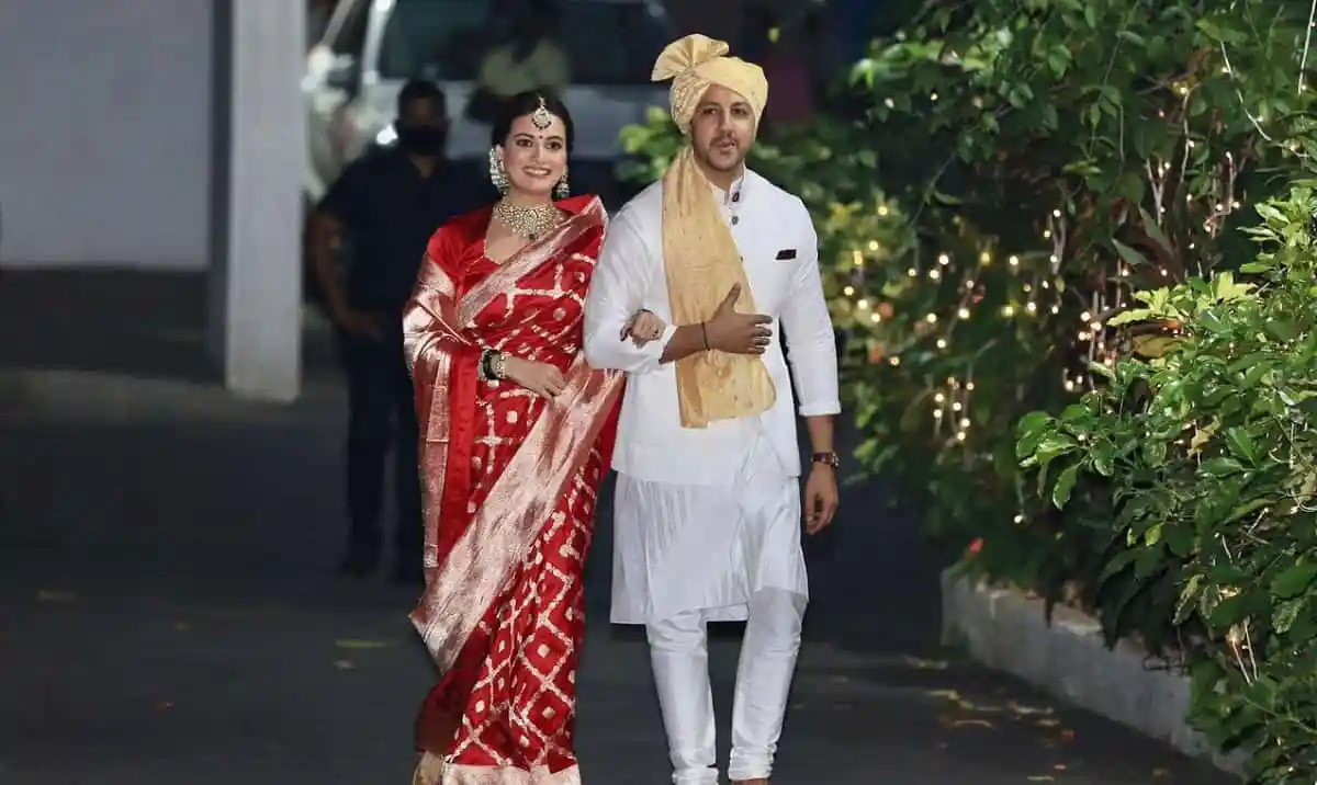 দিয়া মির্জা ও তার স্বামী বিয়ের অনুষ্ঠানে সাজে সজ্জিত. Channel i News - চ্যানেল আই নিউজ