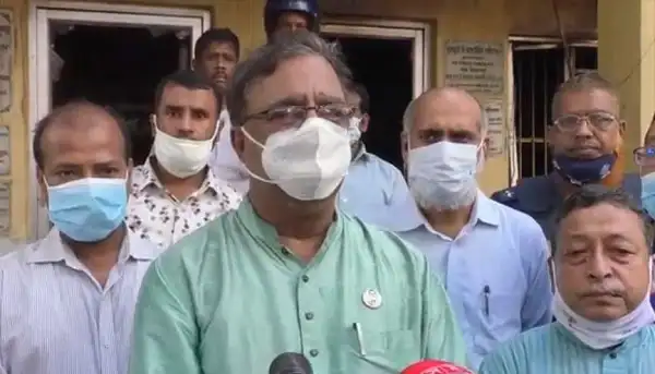 ব্রাহ্মণবাড়িয়ায় রাজনৈতিক নেতাদের সমাবেশ, সবাই মাস্ক পরেছেন. Channel i News - চ্যানেল আই নিউজ