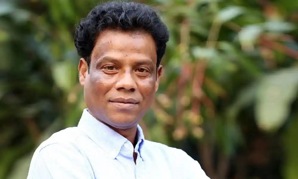 সুস্থ কণ্ঠশিল্পী আকবর স্টেজ শো ও গানে ফিরেছেন. Channel i News - চ্যানেল আই নিউজ