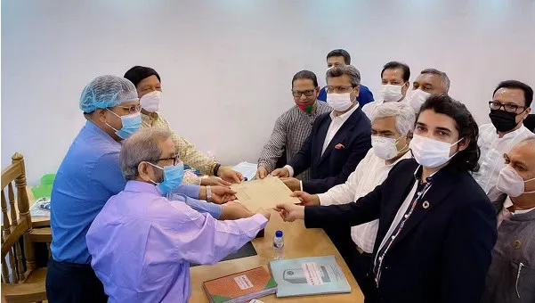 নির্বাচনে মনোনয়নপত্র জমা দিচ্ছেন প্রার্থীরা. Channel i News - চ্যানেল আই নিউজ