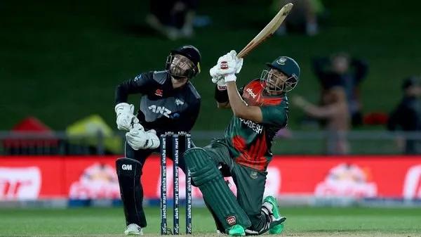 বাংলাদেশের ক্রিকেটার সৌম্য সরকার ব্যাটিং করছেন, বিপক্ষের ফিল্ডার দেখছেন. Channel i News - চ্যানেল আই নিউজ
