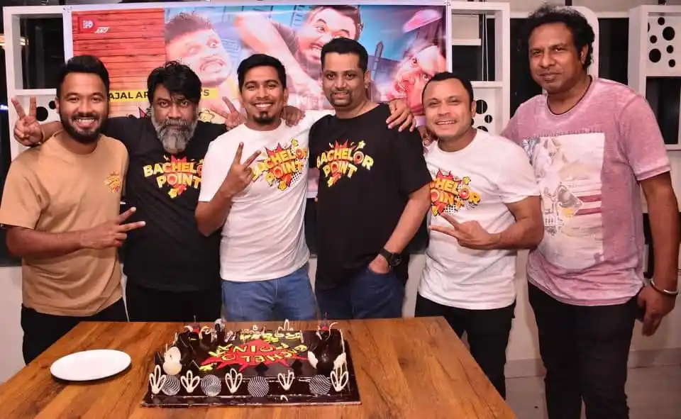অমির ‘ব্যাচেলর পয়েন্ট’ শেষ, দর্শকরা আবেগে ভাসছে. Channel i News - চ্যানেল আই নিউজ