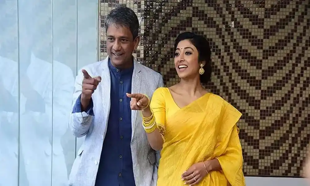 চ্যানেল আই অনলাইন সংবাদপত্রের জন্য আদিল হুসেইন ও তার সহকর্মীর ছবি. Channel i News - চ্যানেল আই নিউজ