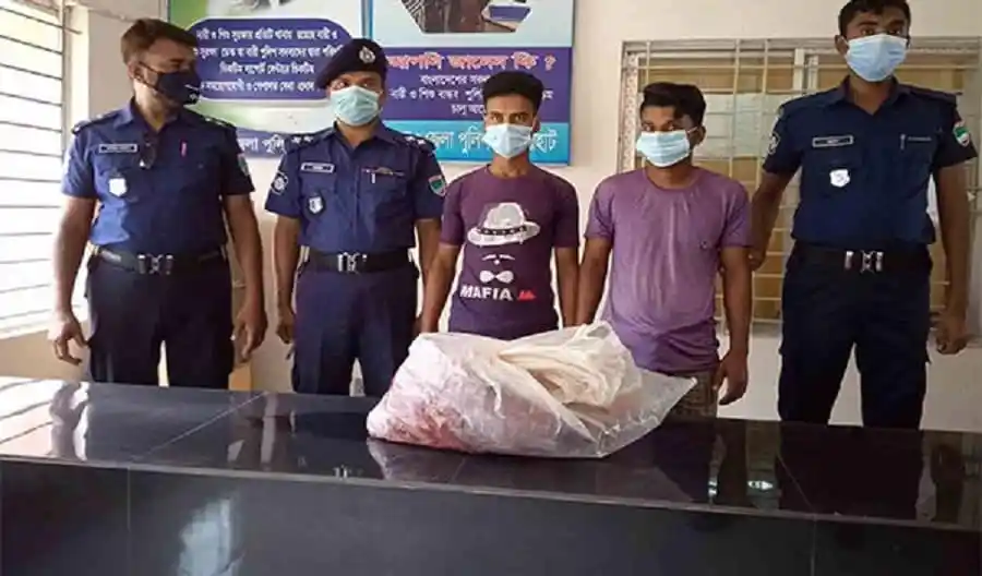 শরণখোলায় হরিণের মাংসসহ দুই পাচারকারী আটক, পুলিশি অভিযান. Channel i News - চ্যানেল আই নিউজ