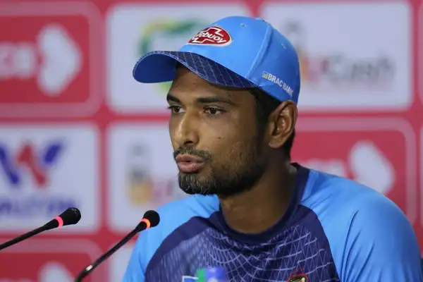 বাংলাদেশ ক্রিকেটার প্রেস কনফারেন্সে বক্তব্য দিচ্ছেন. Channel i News - চ্যানেল আই নিউজ