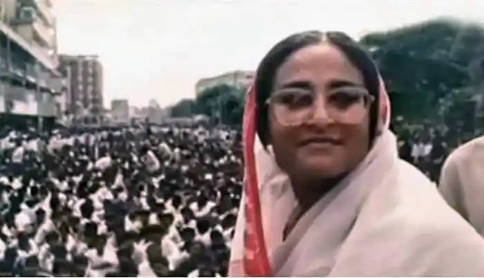 জনতার সমাবেশে শেখ হাসিনা, বাংলাদেশের প্রধানমন্ত্রী. Channel i News - চ্যানেল আই নিউজ