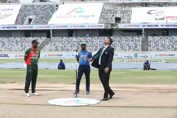 ক্রিকেট মাঠে তামিমের জরিমানা নিয়ে আলোচনা চলছে. Channel i News - চ্যানেল আই নিউজ