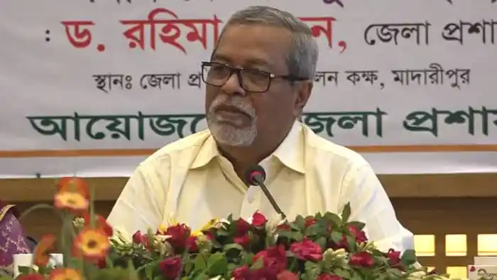 নির্বাচনী মতবিনিময় সভায় সিইসি বক্তব্য দিচ্ছেন. Channel i News - চ্যানেল আই নিউজ