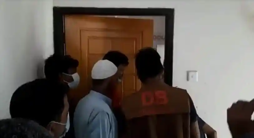 চাঁদপুরে দুষ্কৃতিকারীদের হাতে ব্যবসায়ী খুনের ঘটনায় তদন্ত চলছে. Channel i News - চ্যানেল আই নিউজ